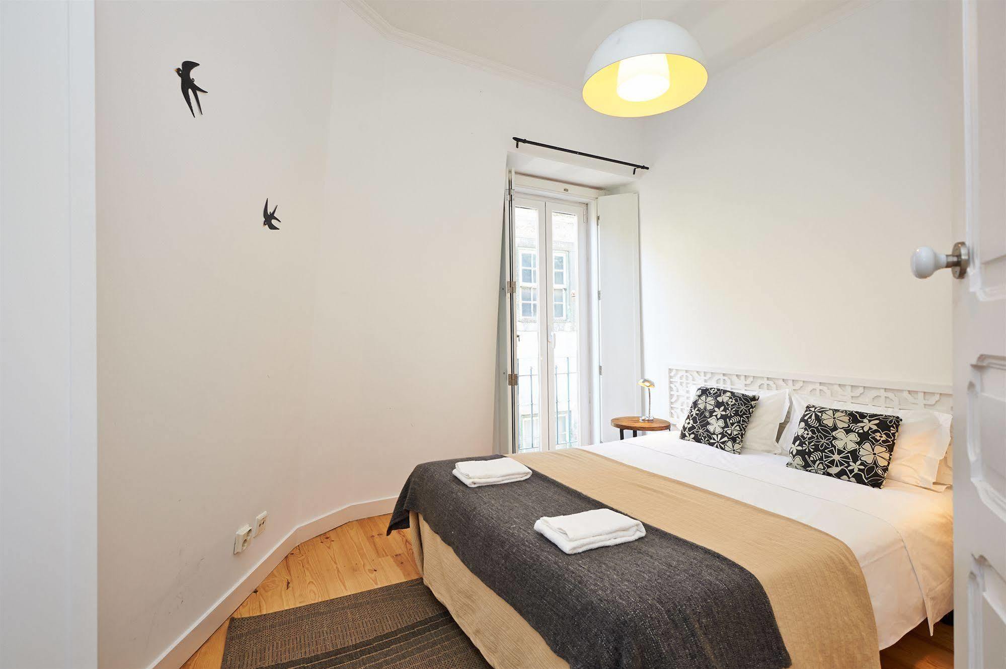 Apartment Hello Santos Design